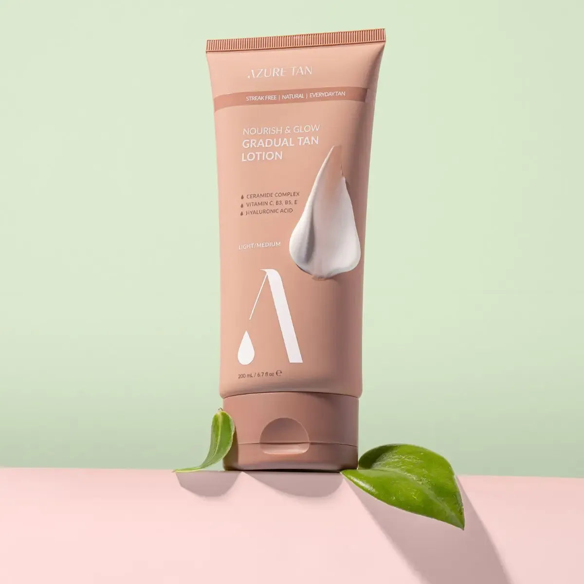 Nourish & Glow Gradual Tan Lotion – Light/Medium