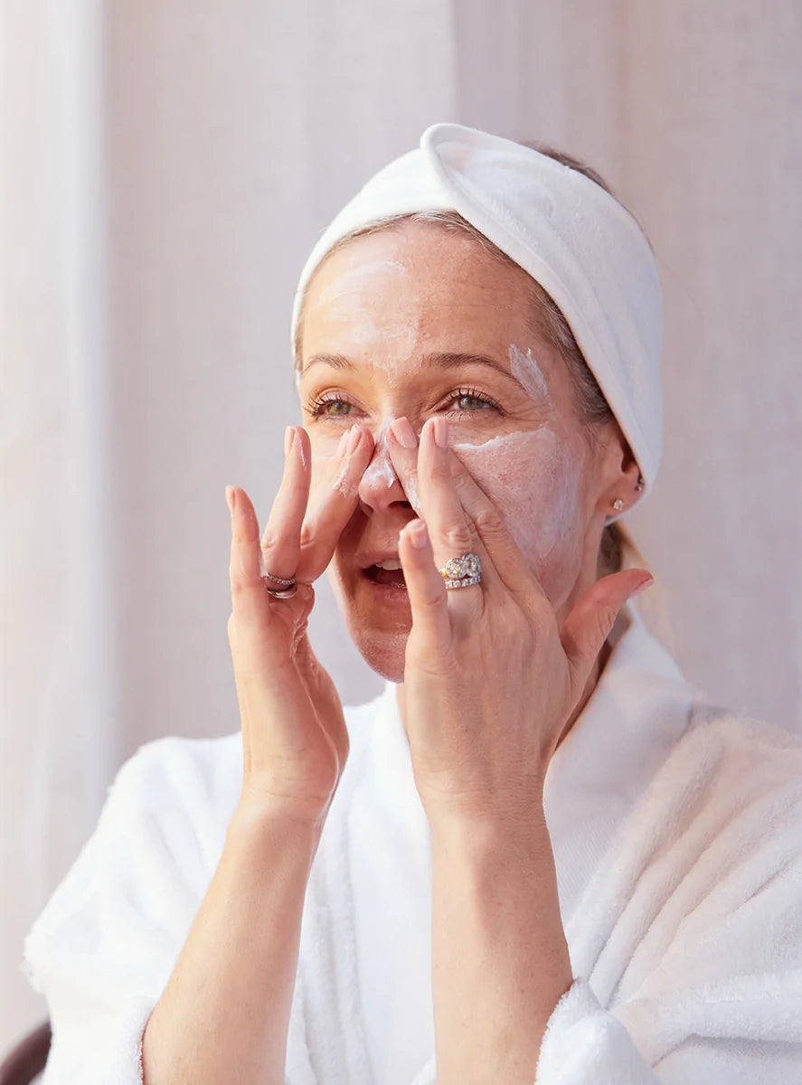 AGE REVERSAL  Caviar & Pearl Repair Facial Moisture Cream